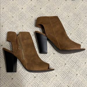 Brown open toed heeled boot